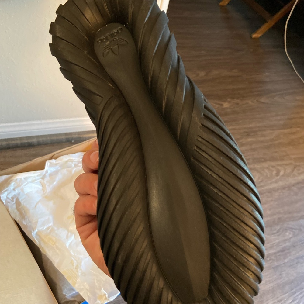 Adidas prime knit high tops size 9.5. New in box.